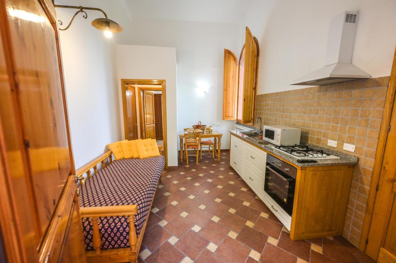 Agriturismo Poggio Al Pino Montelupo Fiorentino Exteriör bild