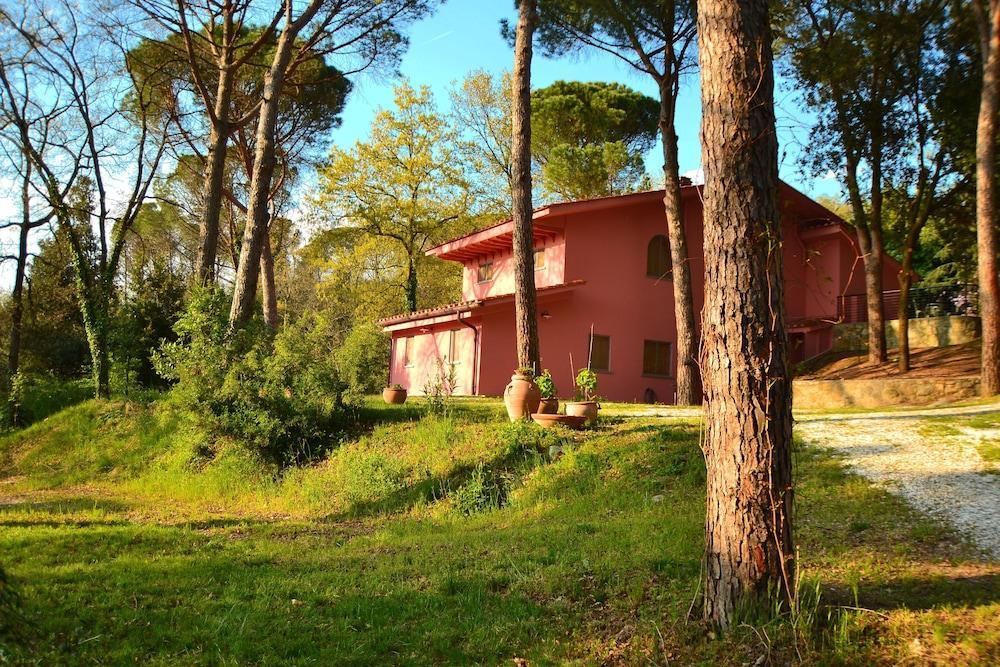 Agriturismo Poggio Al Pino Montelupo Fiorentino Exteriör bild