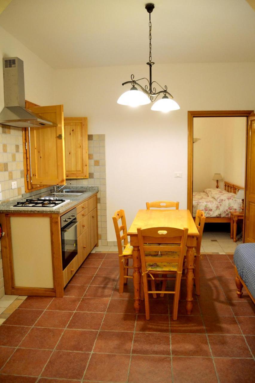 Agriturismo Poggio Al Pino Montelupo Fiorentino Exteriör bild