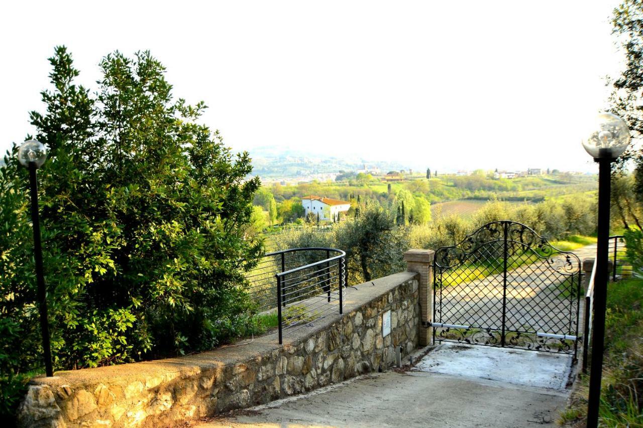 Agriturismo Poggio Al Pino Montelupo Fiorentino Exteriör bild